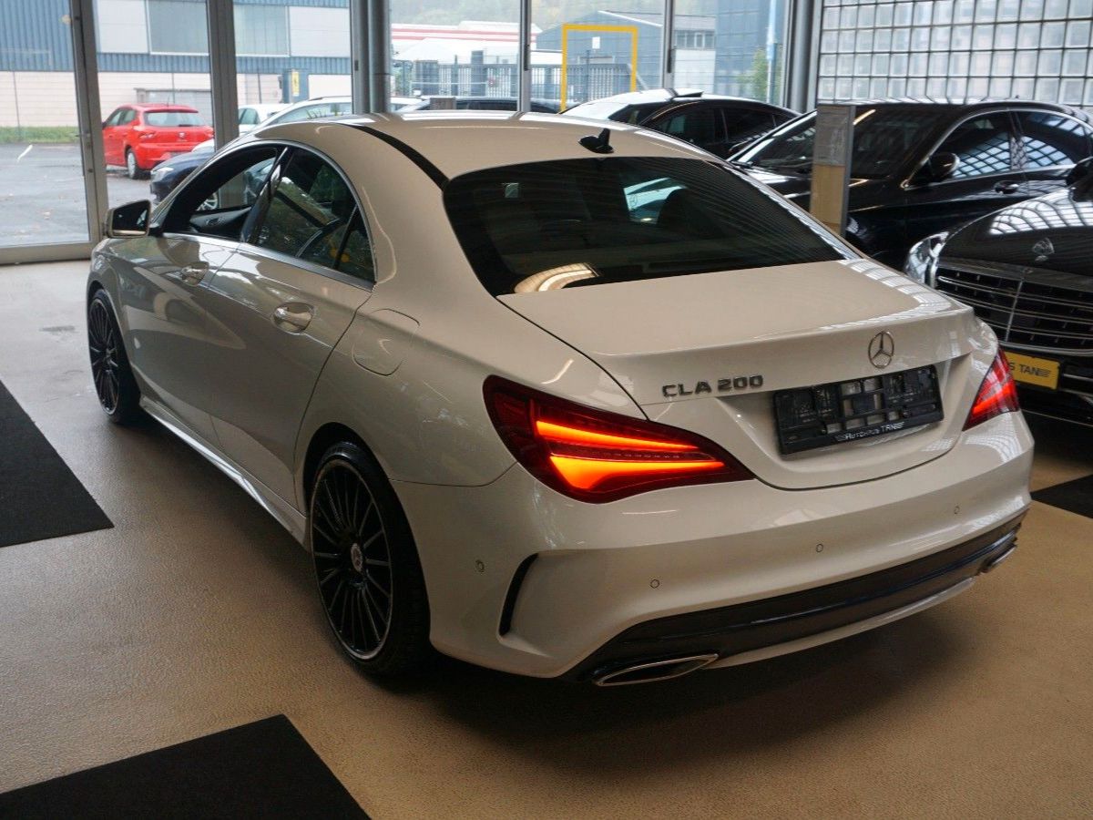 Fahrzeugabbildung Mercedes-Benz CLA 200 AMG