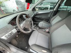 OPEL Astra H AHK MFL Klima Tempomat