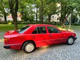 Mercedes-Benz 260 E | H-Kennz. | 5-Gang | 3. Hd. | Klima - Mercedes-Benz 260: 260e