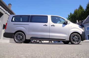 Opel Vivaro Kombi*9-Sitze,Kamera,Navi,Klima,CarPlay*