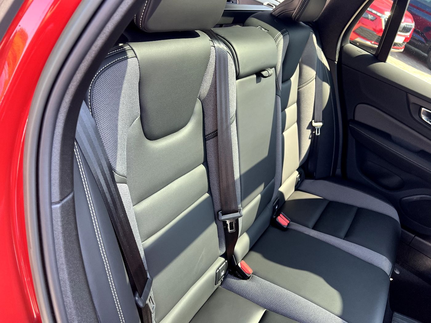Volvo V60 Kombi Ultimate Bright Recharge LED Nav Leder foto 18