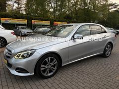 MERCEDES-BENZ E 220 CDI AVANTGARDE*Facelift*4xSHZ*S-Dach*Leder