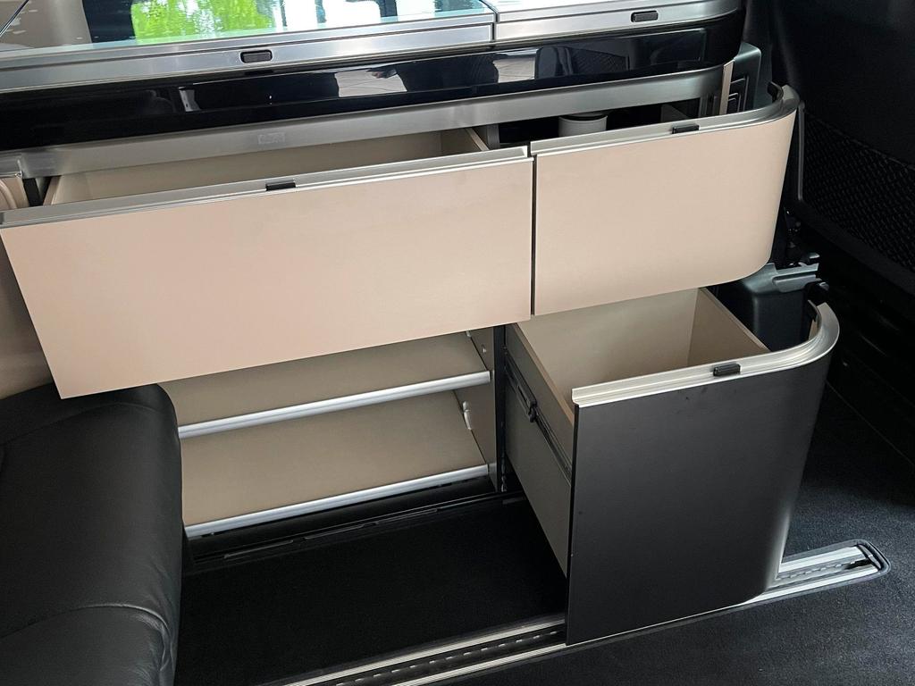 Mercedes-Benz V 250
