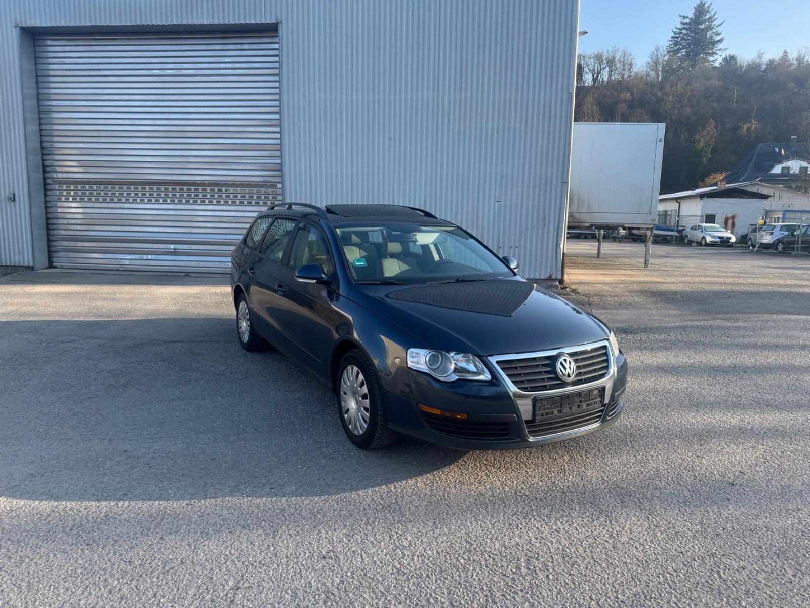 Volkswagen Passat Variant Trendline tüv 2028 -Scheibendach