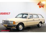 Mercedes-Benz 300 TD kombi Aut. W123 Radio AHK + extra wielset - Mercedes-Benz 300 Kombi W123 mit Diesel-Antrieb