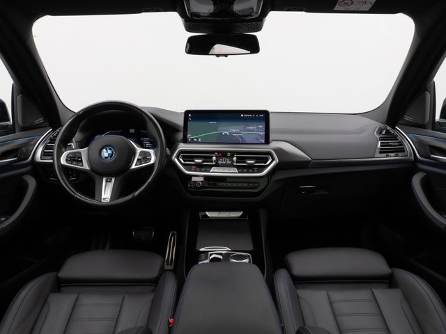 Foto Nummer 40: BMW iX3