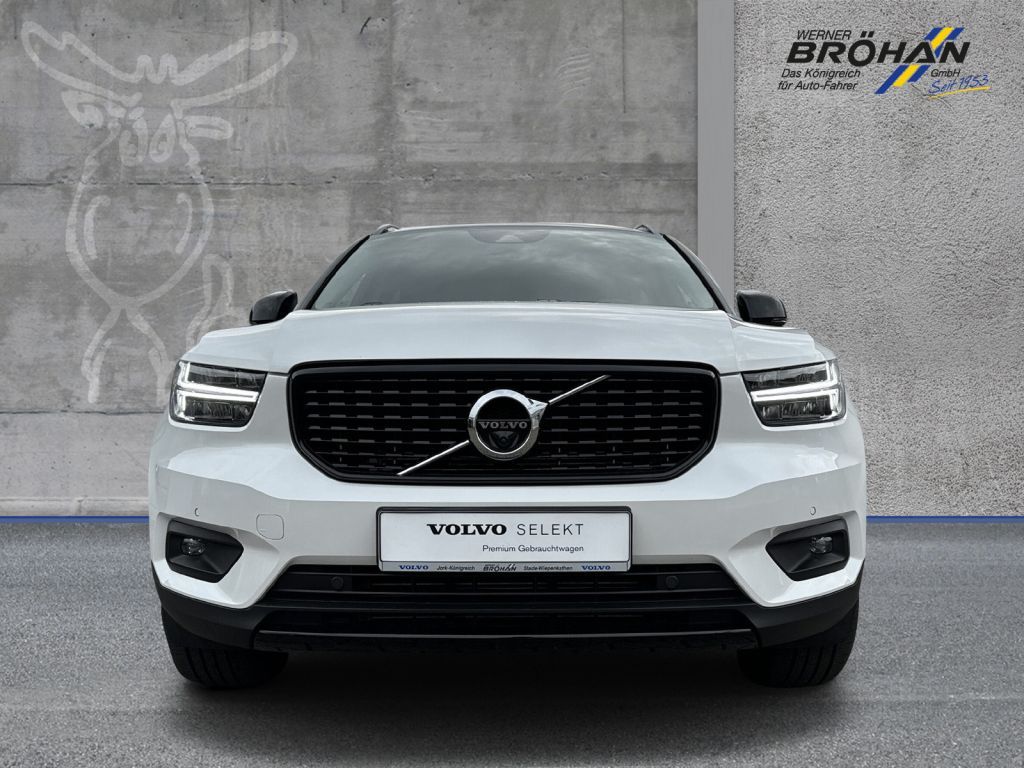 Fahrzeugabbildung Volvo XC40 T4 RECHARGE PHEV R-DESIGN EXPRESSION