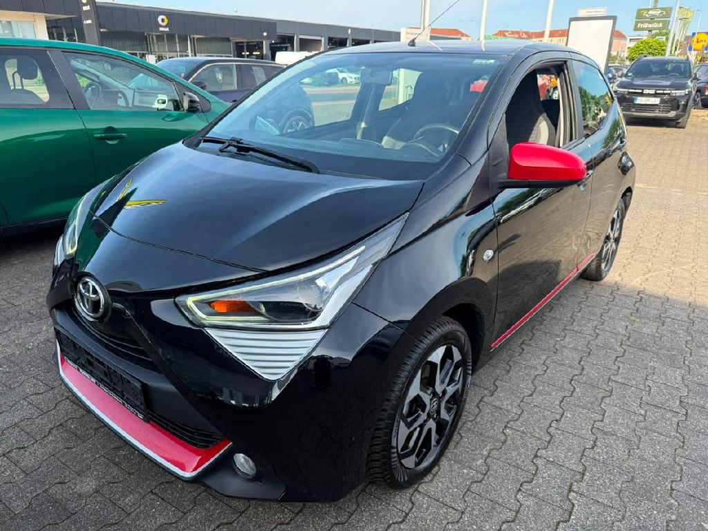 Image of Toyota Aygo (X)
