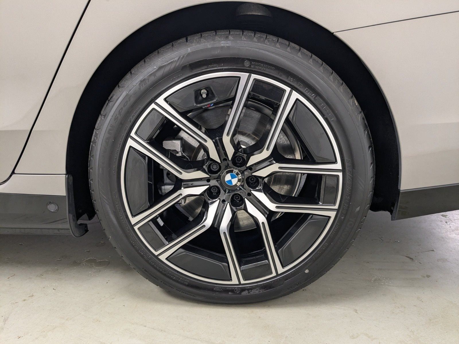 BMW i7 - Bild 12