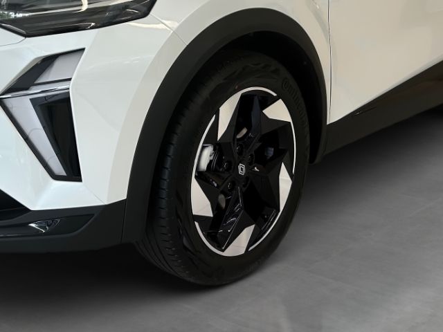 Fahrzeugabbildung Renault Captur Techno Mild Hybrid 160 EDC Winterpaket Na