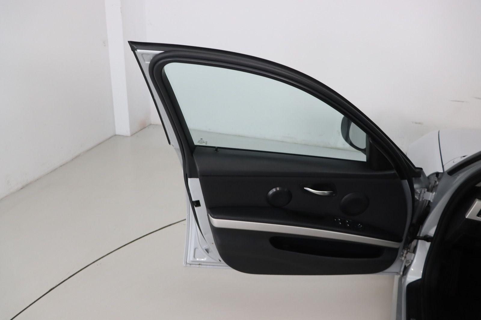 Fahrzeugabbildung BMW 320 d Touring