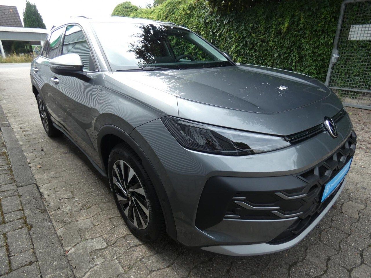 Volkswagen T-Roc Life T-Roc 1.5 eTSI DSG Life LED AHK SHZ R foto 3
