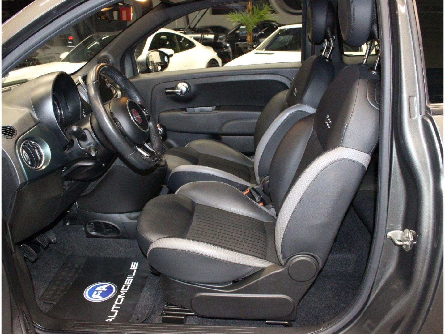 Fahrzeugabbildung Fiat 500 RockStar 1.0 Mild Hybrid EU6d *Sport Paket