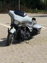 Harley-Davidson Street Glide 117 FLHX