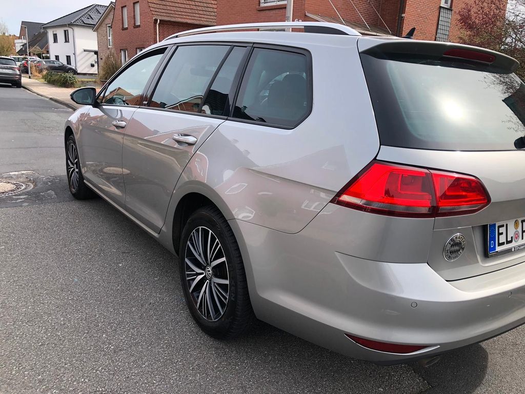 Image of Volkswagen Golf