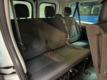 Renault Trafic - 9