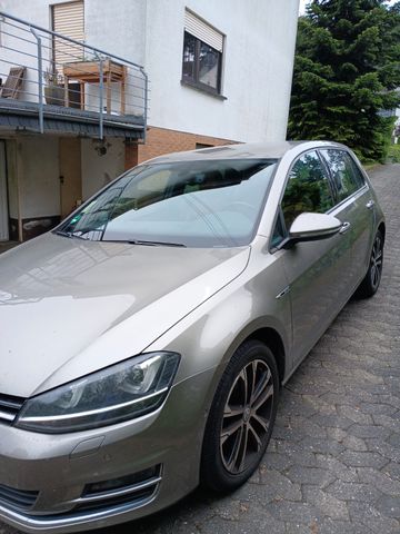 VW Golf