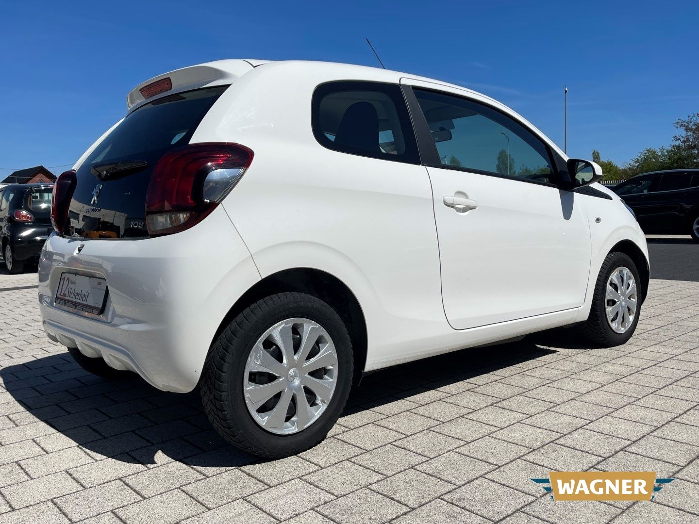 Fahrzeugabbildung Peugeot 108 Active Klimaanlage Isofix Radio