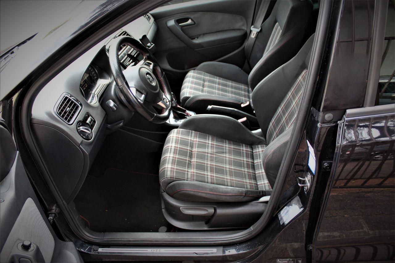 Volkswagen Polo 1.4 TSI 179ch - Palettes au volant - Climatisation - Sièges sport - Antibrouillard