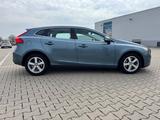 Volvo V40 Momentum - Volvo mit Diesel-Antrieb: Limousine, Schaltgetriebe