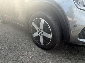 Mercedes GLB 200 - 8