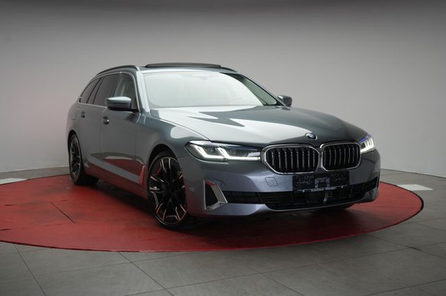 BMW 530 i Touring  Luxury Line Navi/Leder/ACC/Kamera