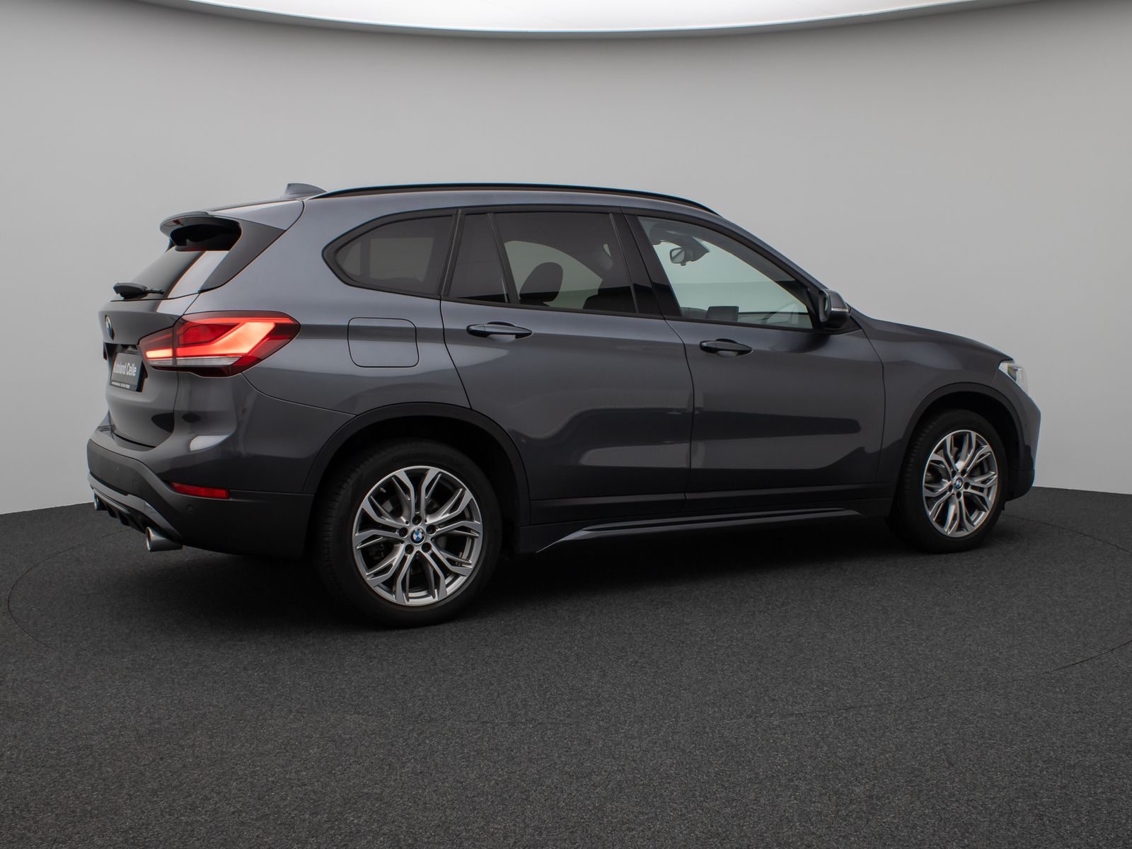 Fahrzeugabbildung BMW X1 xD20d Sport Line Kamera Panorama HUD DAB AHK