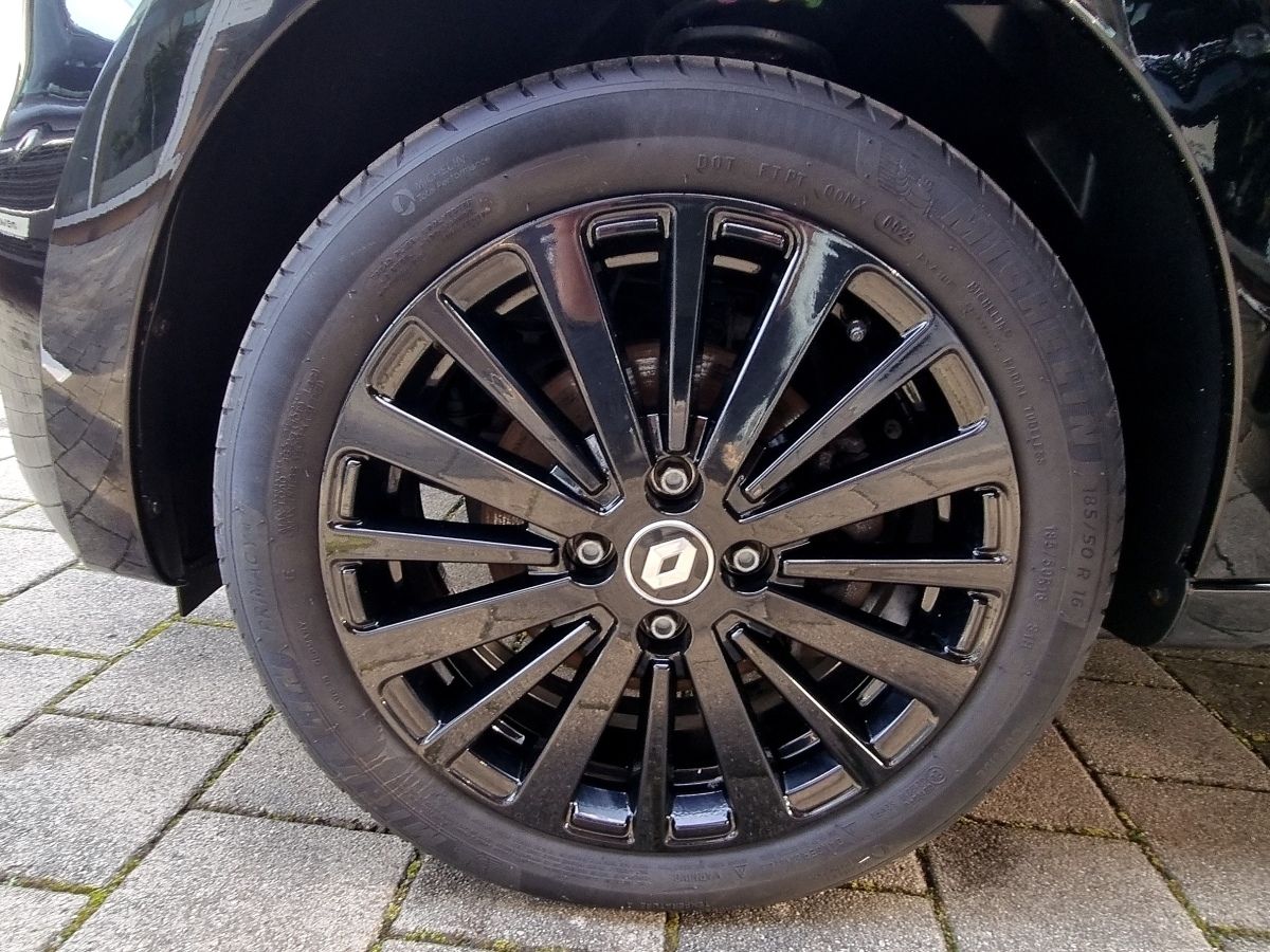 Fahrzeugabbildung Renault Twingo E-Tech elektr. Urban Night