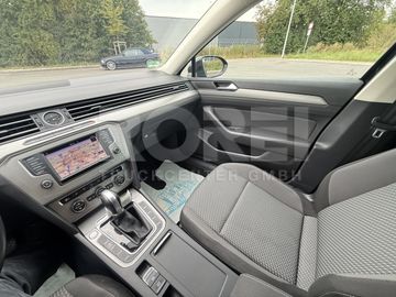 Volkswagen Passat Variant - 11