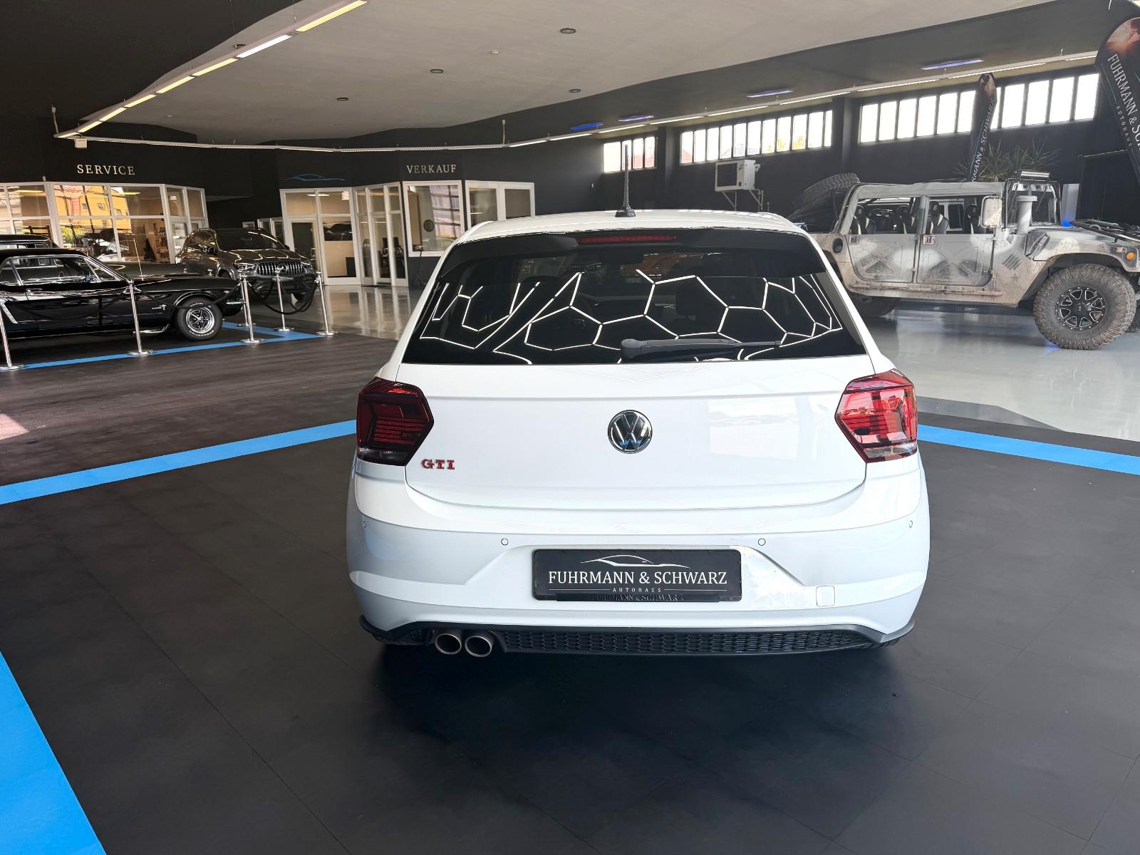 Volkswagen Polo2.0TSI DSG GTI+Rfkam+LED+Navi+AppleC.+Sitzh.