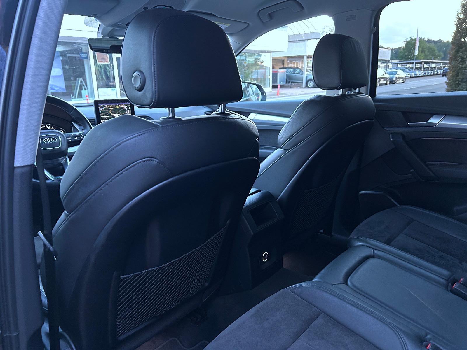 Audi Q5 quattro sport 2,0 Ltr. Aut. Navi Xenon Kamera