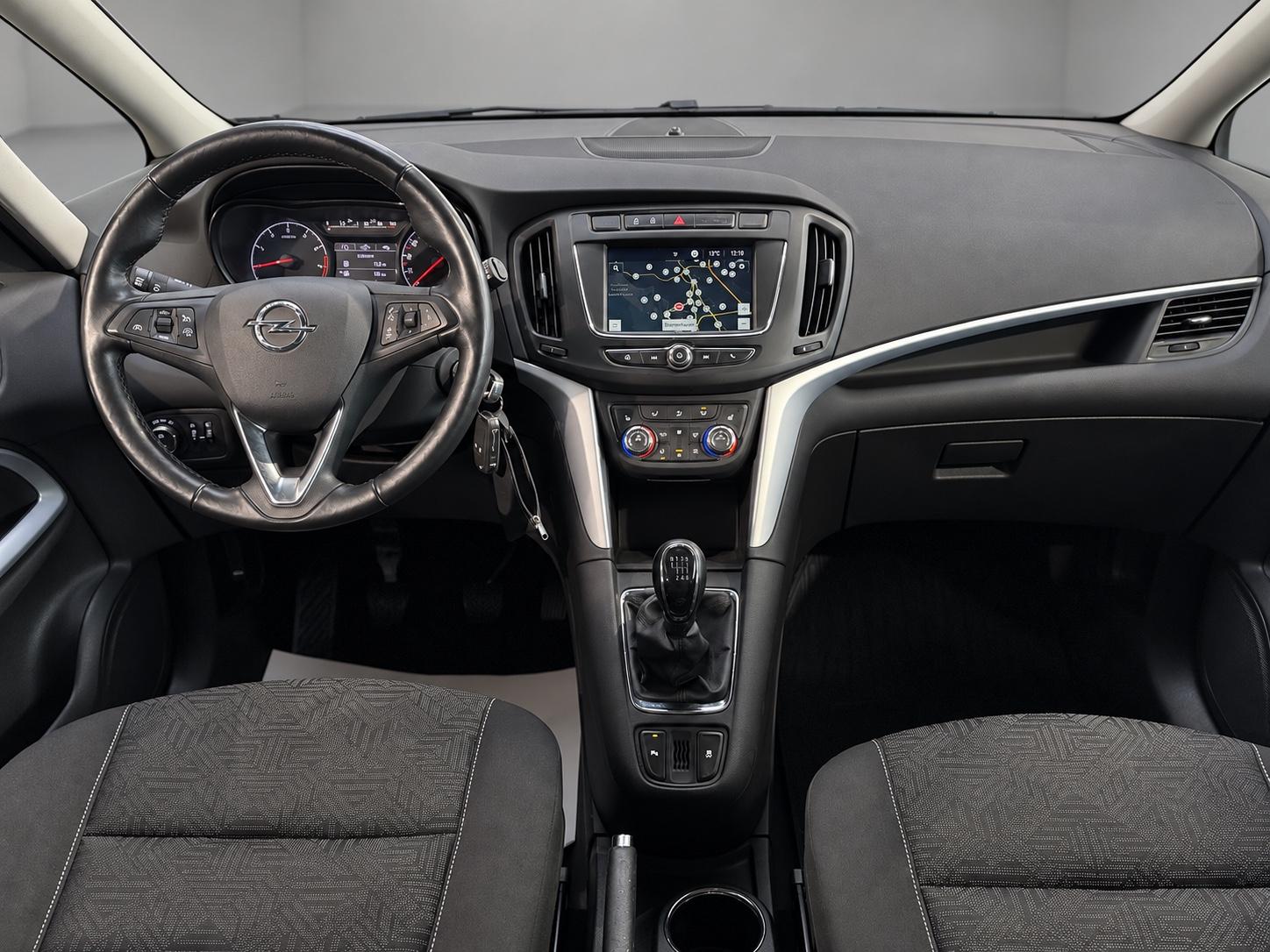 Opel Zafira C 140PS*7SITZER*AHK*PDC*SZH&LHZ*TEMPO*