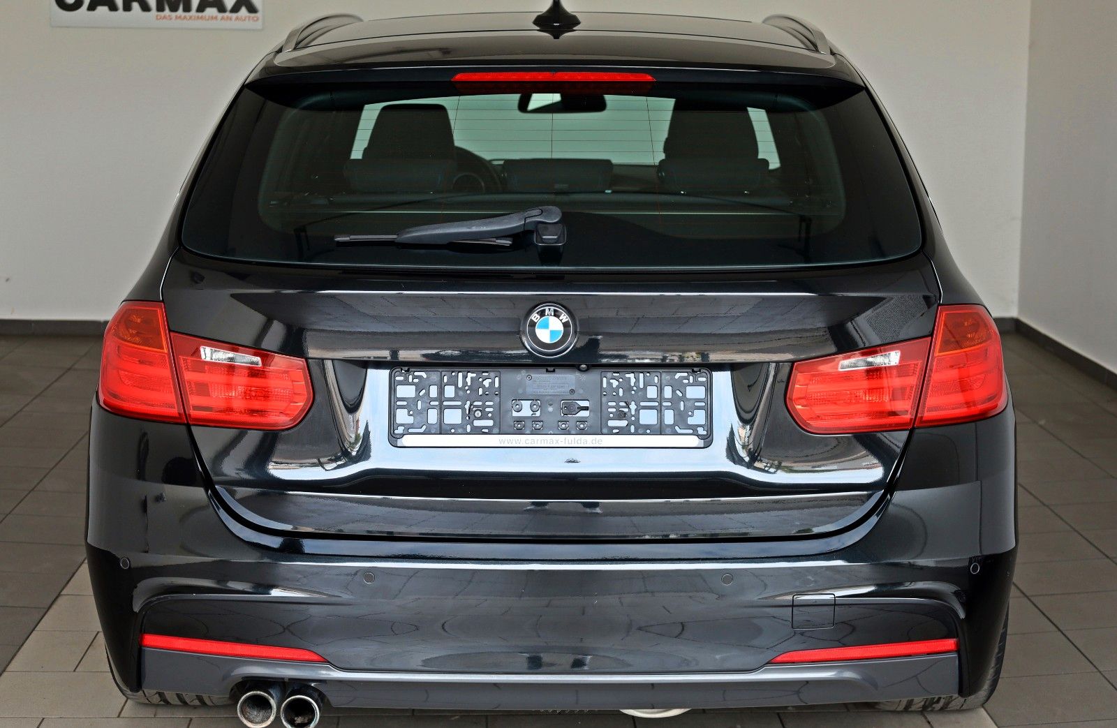Fahrzeugabbildung BMW 328 i xDrive Touring,M Sport,Panorama,HUD,Kam+WR