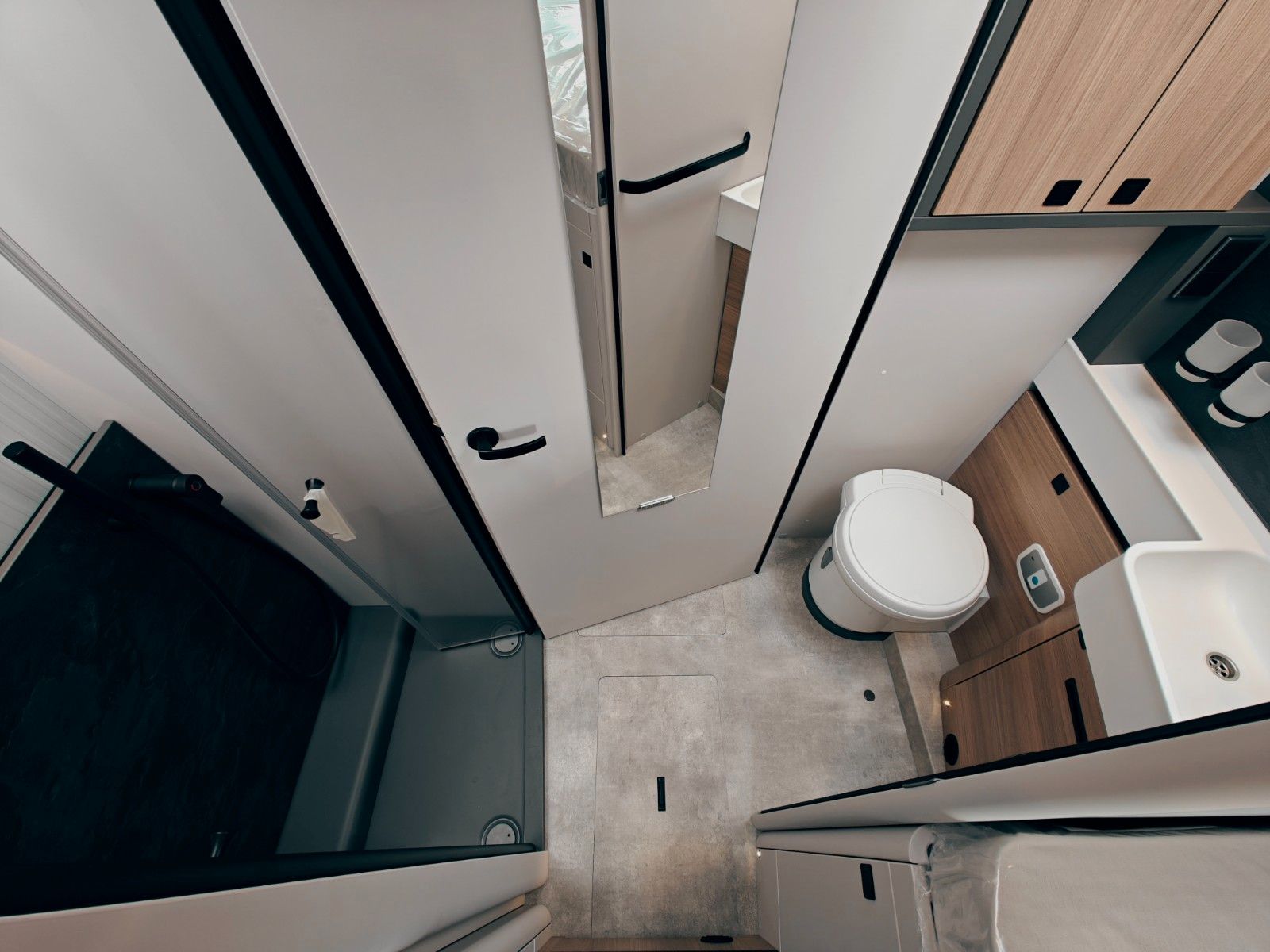 Fahrzeugabbildung HYMER / ERIBA / HYMERCAR B-KLASSE MC T 680 PREMIUM - SOFORT LIEFERBAR!