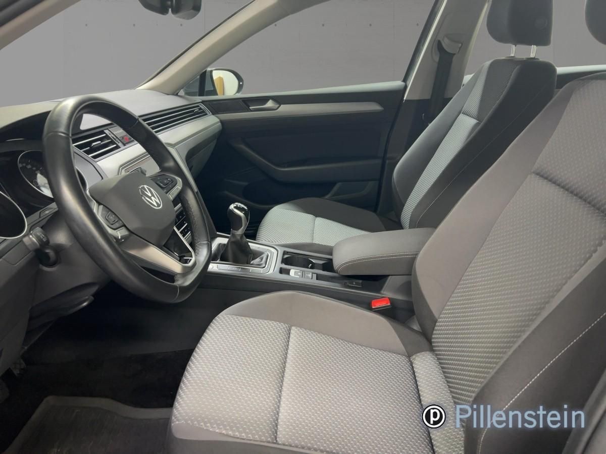 Volkswagen Passat Variant - Bild 6