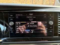 Fahrzeugabbildung Volkswagen T6.1 Multivan 150 PS STANDHZG ASSIST AHK ACC NAV