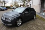 Volkswagen Golf VIII Lim. Style ~1 HAND~NAVI - VW Golf Gebrauchtwagen in Wiesbaden