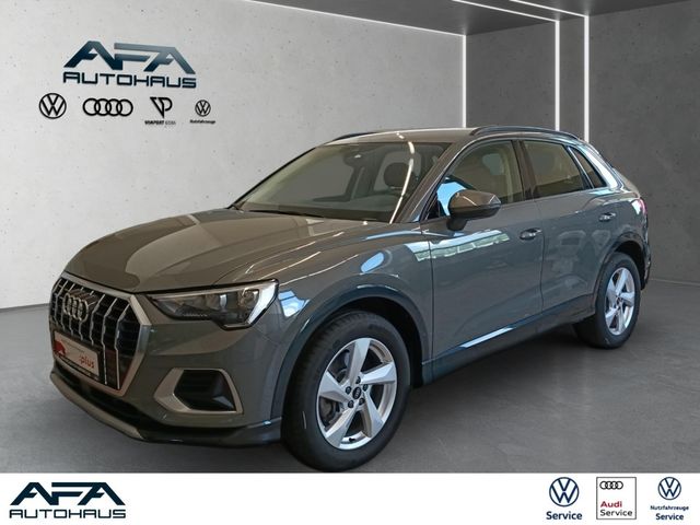AUDI Q3 40 TFSI Advanced quattro S tronic AHK*Navi*VC