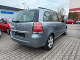 Opel Zafira B Sport - Opel Zafira Sport mit Benzin-Antrieb