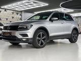 Volkswagen Tiguan Highline 4Motion 2.0 TDI ST-HZG/PANO/AHK - Volkswagen Tiguan mit Diesel-Antrieb: Vollleder, Beheizbares Lenkrad, Automatik