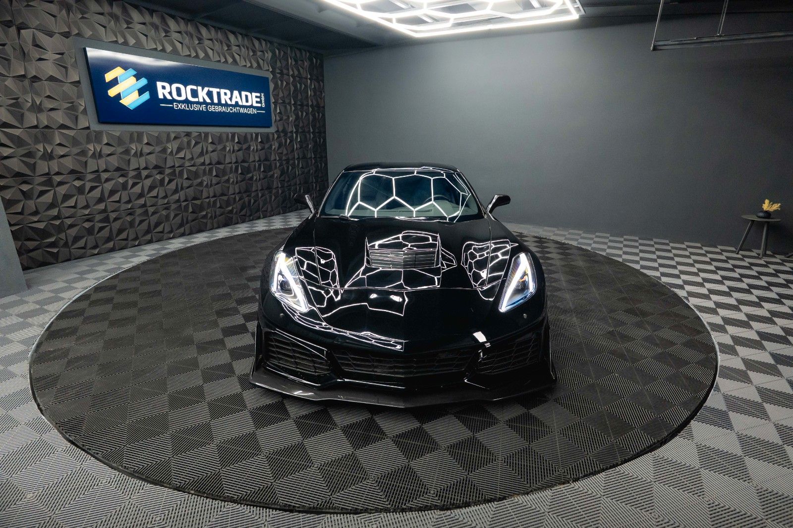 Fahrzeugabbildung Corvette C7 6.2 V8 Stingray Z06-Design Targa Performance