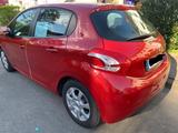 Peugeot 208 1.2 Active PureTech 82 Active - Peugeot 208 von privat