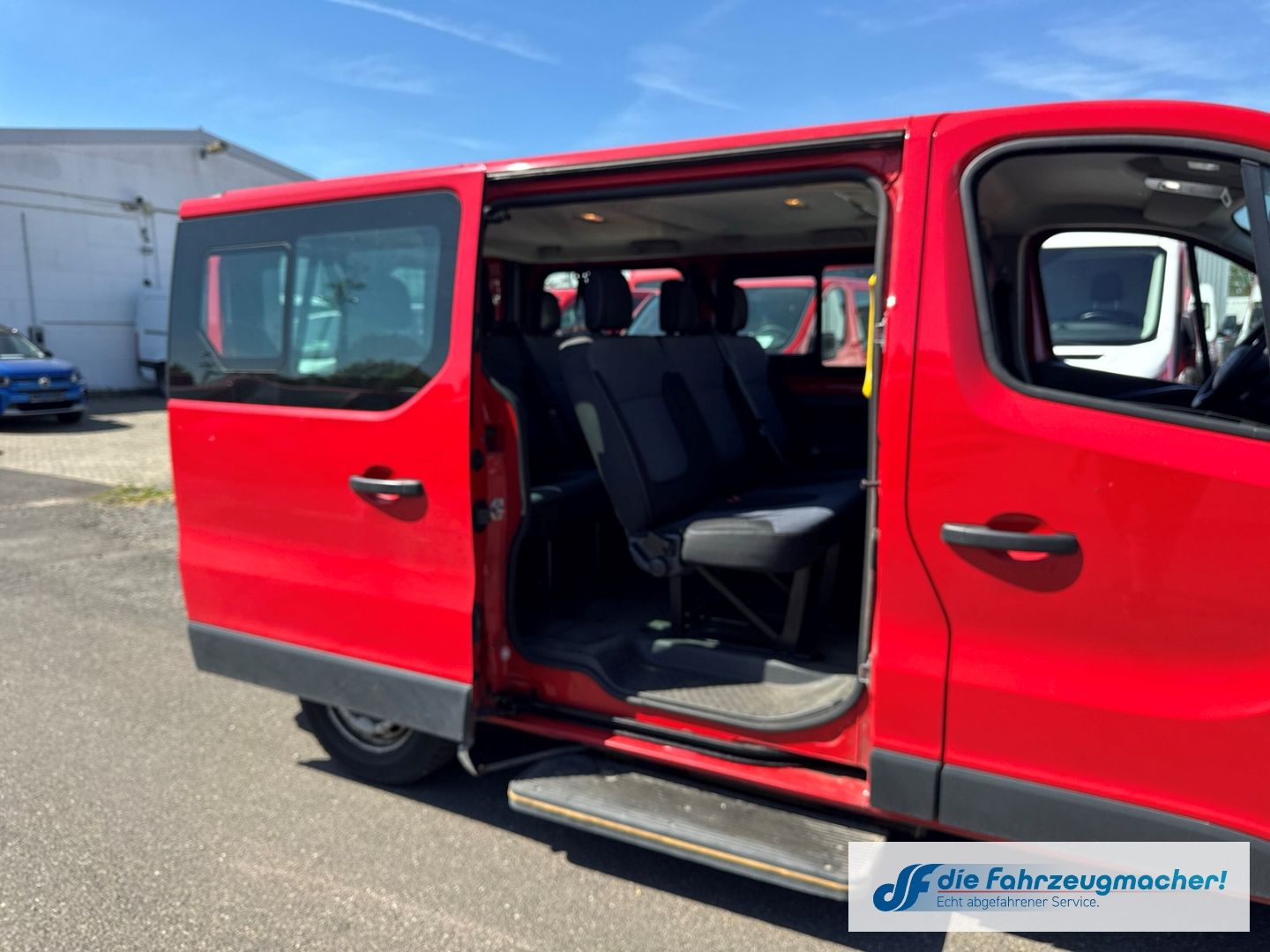 Fahrzeugabbildung Opel Vivaro B Kombi 9Si. L1H1 2,7t *2586 EXPORT