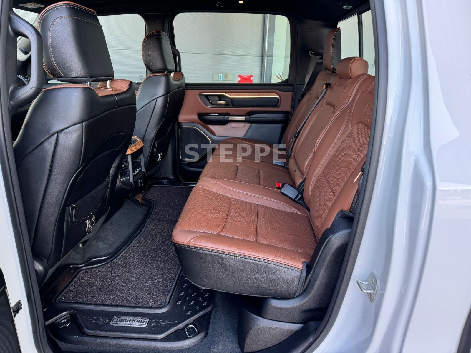 Dodge RAM 1500 5,7 V8 LONGHORN Luftfederung LPG AHK