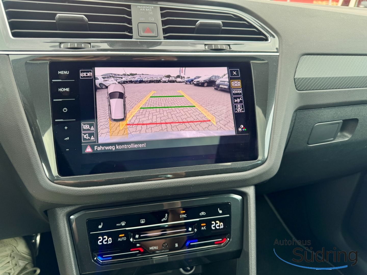 Tiguan 2,0 TDI R-Line DSG HUD StandHZG AHK Pano
