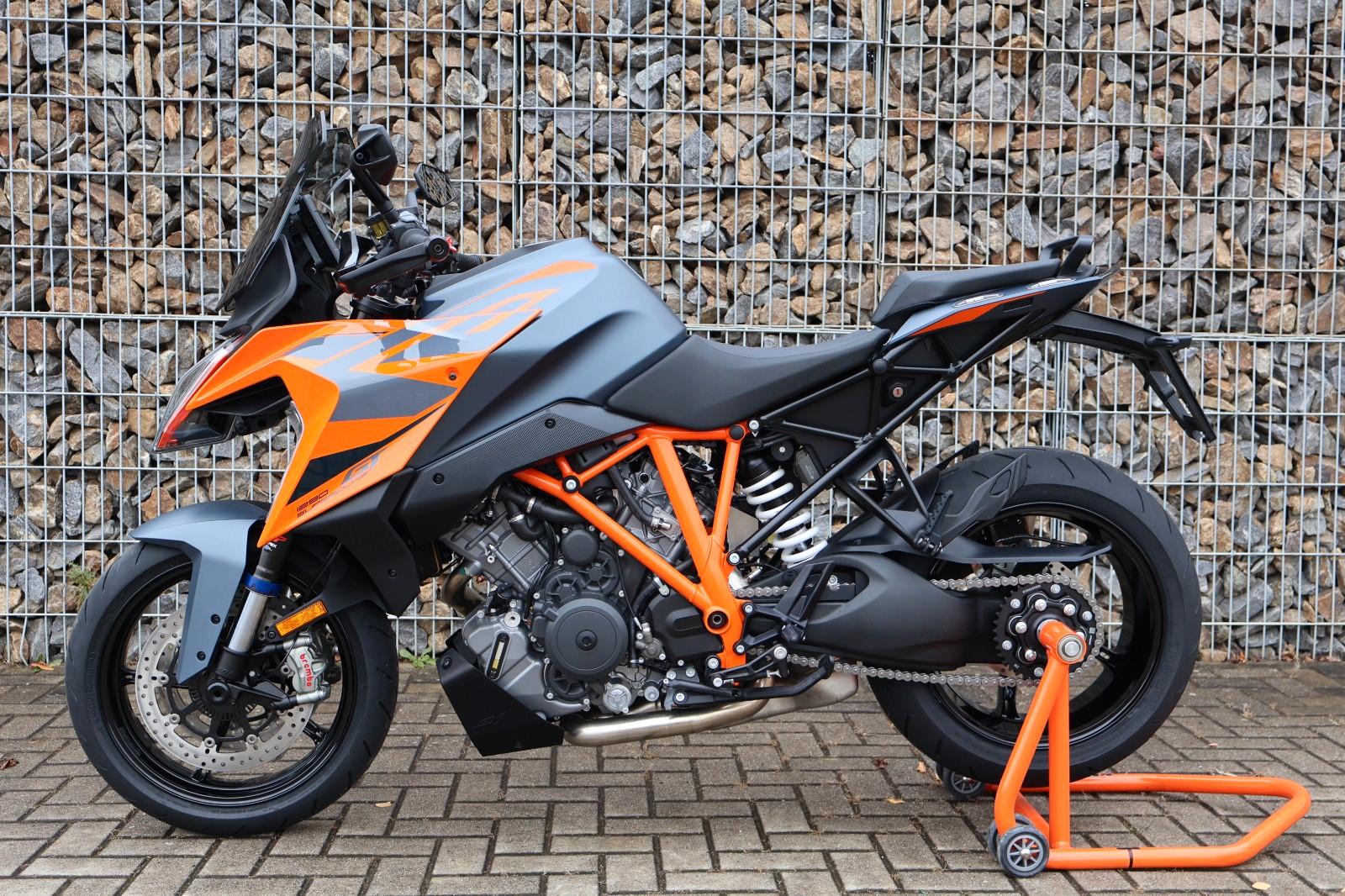 KTM 1290 Super Duke GT / 48 Monate Garantie