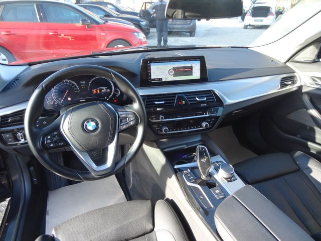 Fahrzeugabbildung BMW 530d xDrive Luxury Line/HUD/Pano/Leder/LED/Virta