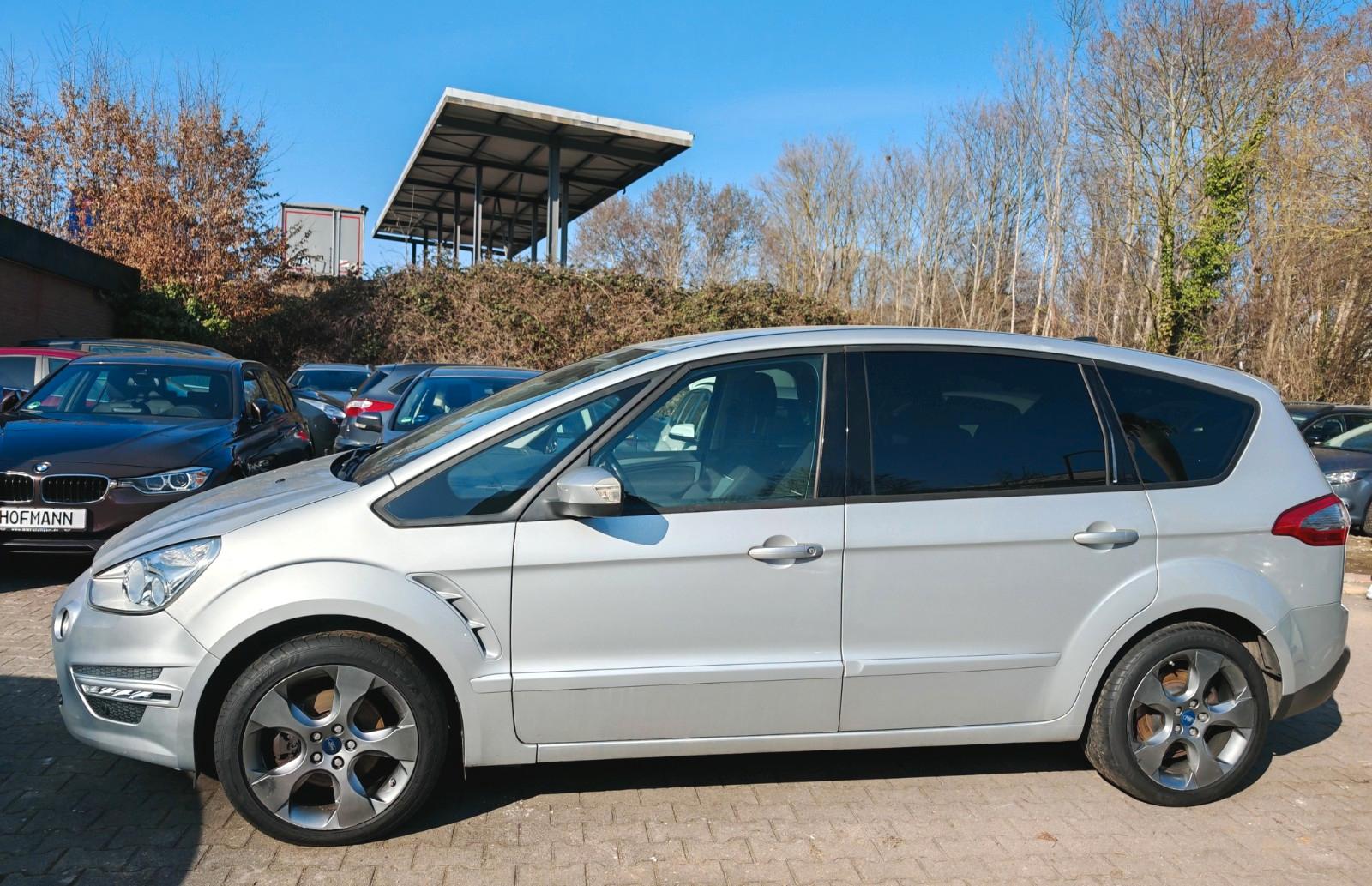 Ford S-Max Champions Edition 2.0 TDCI 140 PS  7 Sitze
