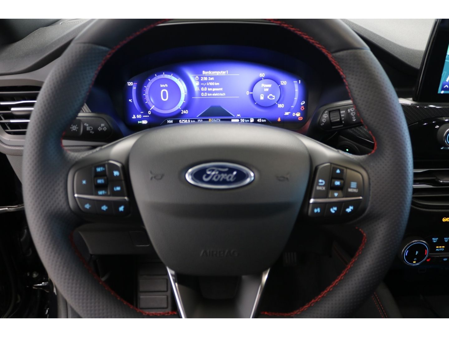 Fahrzeugabbildung Ford Kuga Plug-In Hybrid ST-Line X LED, Kamera
