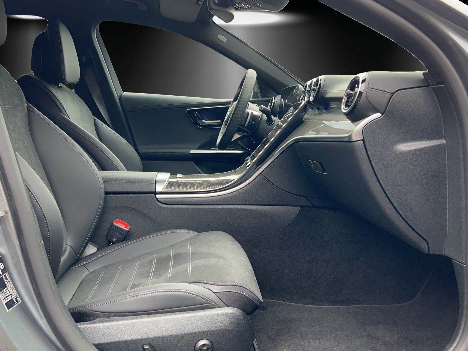 Fahrzeugabbildung Mercedes-Benz C 220 d T+AMG-Line+AHK+DISTRONIC+Kamera+Soundsys